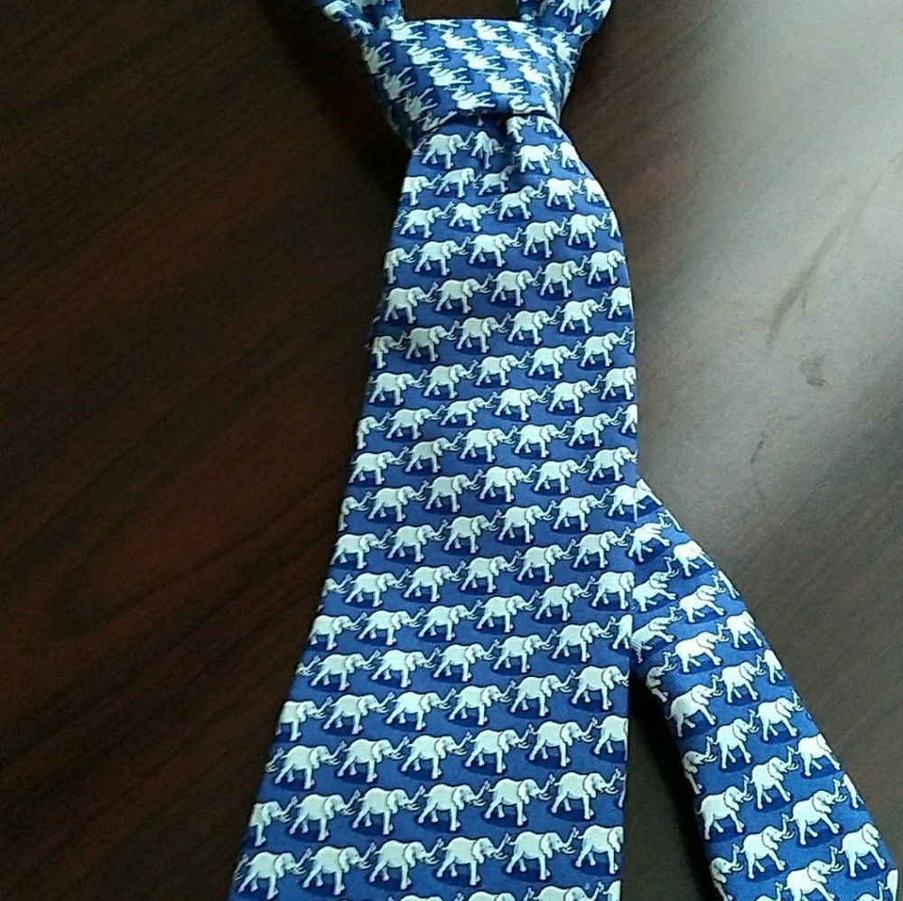 Vineyard Vines Tie